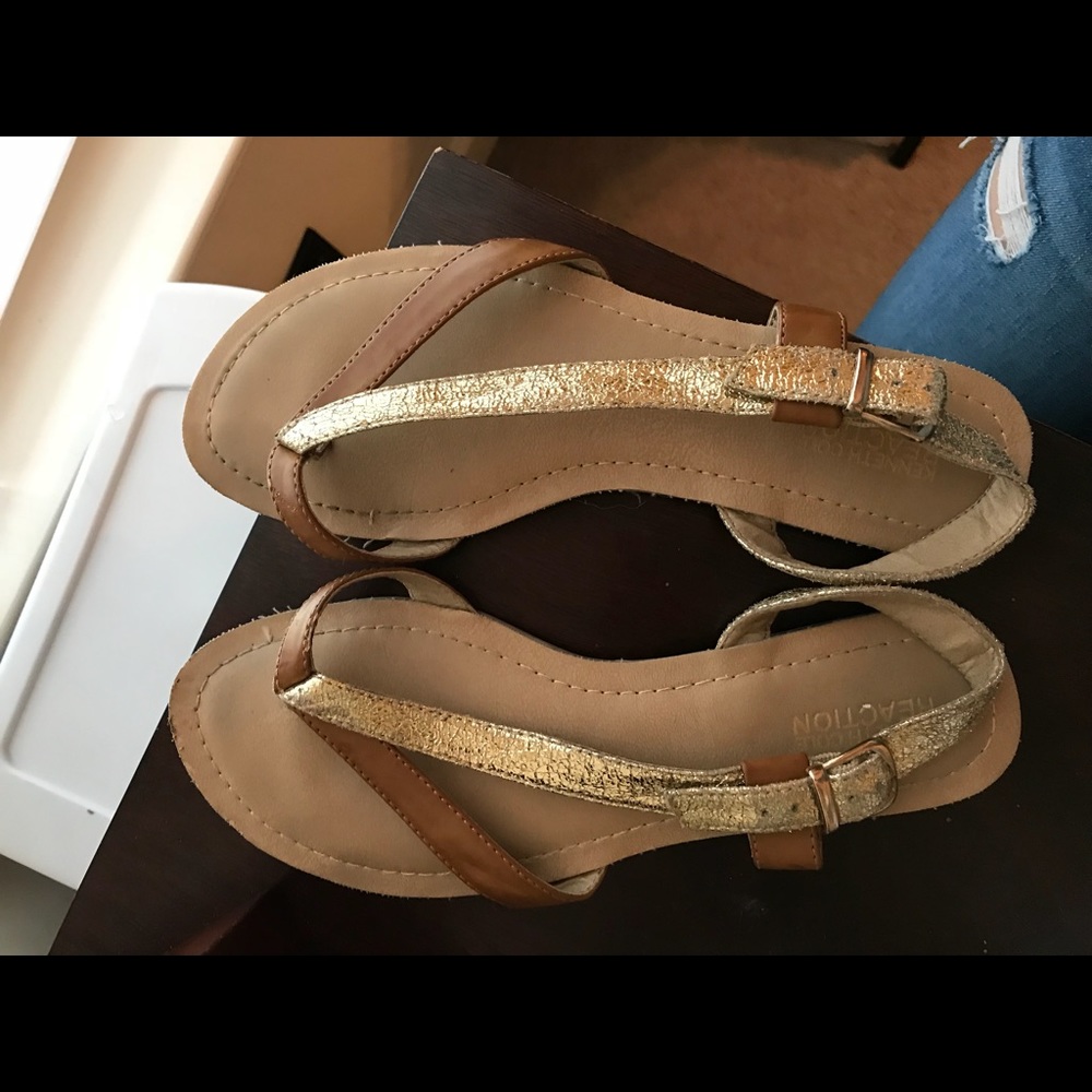 Kenneth Cole Reaction sandals